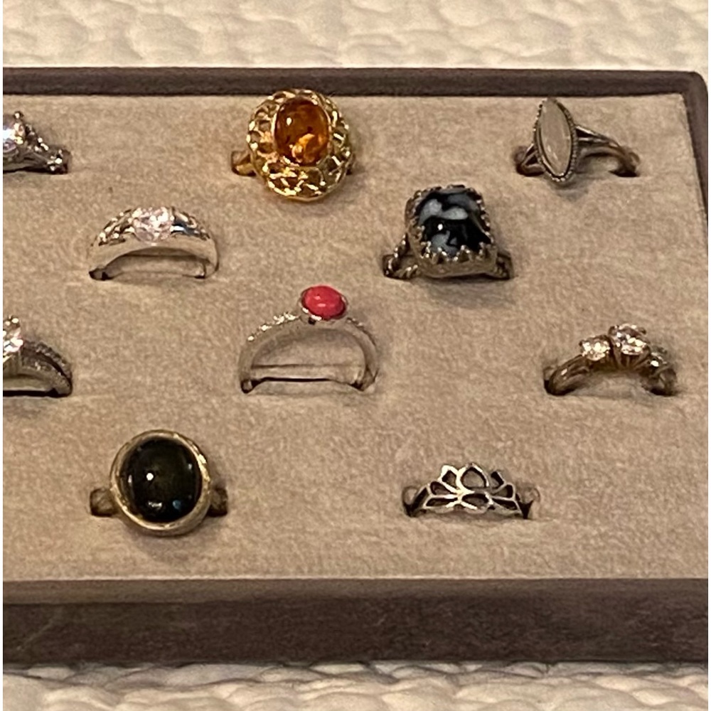 ⬇️ Assorted Ring Bundle sizes 7-9